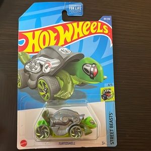 Hot Wheels Street Beasts Green and Silver Turtoshell Turtle  4/5 89/250